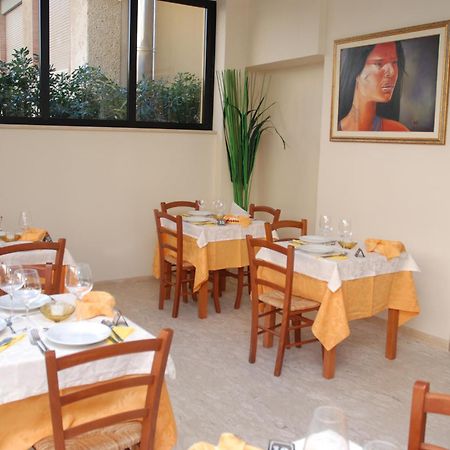 וירג'יו Hotel Caribe מראה חיצוני תמונה