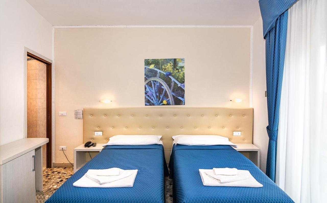 וירג'יו Hotel Caribe מראה חיצוני תמונה