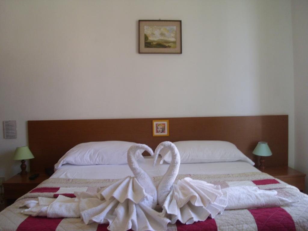 וירג'יו Hotel Caribe מראה חיצוני תמונה