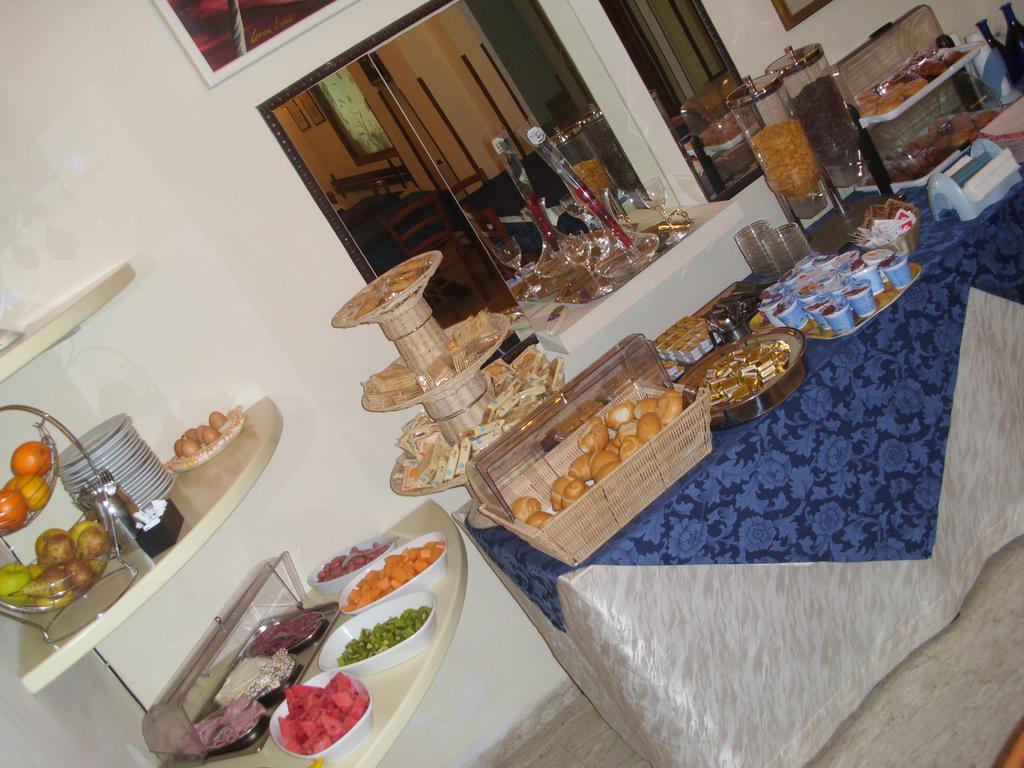 וירג'יו Hotel Caribe מראה חיצוני תמונה