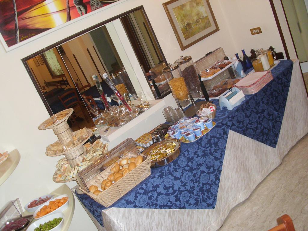 וירג'יו Hotel Caribe מראה חיצוני תמונה