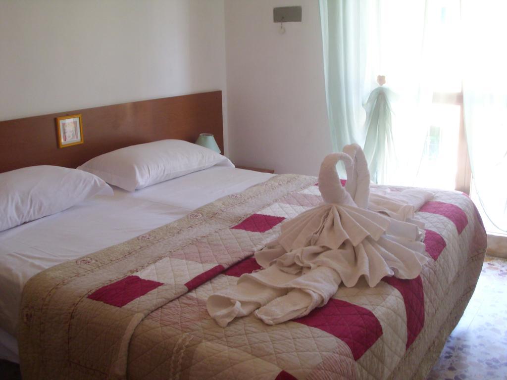 וירג'יו Hotel Caribe מראה חיצוני תמונה