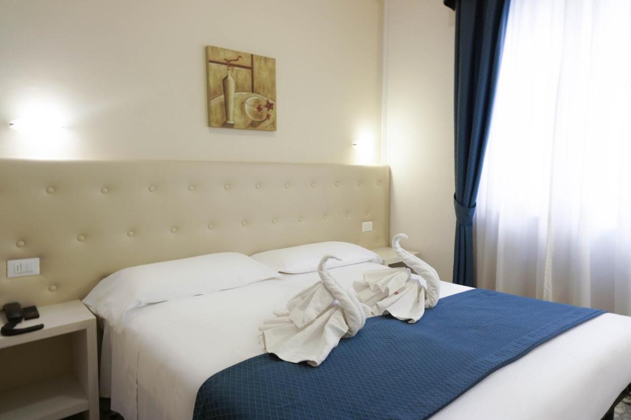 וירג'יו Hotel Caribe מראה חיצוני תמונה