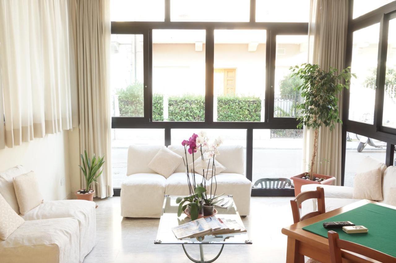 וירג'יו Hotel Caribe מראה חיצוני תמונה
